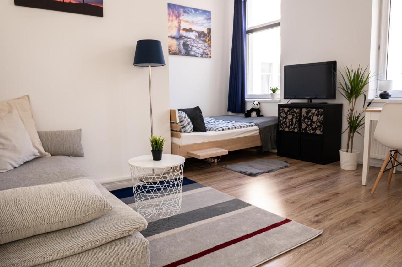 Fullhouse - Magdeburg - L36 Blue Apartment ภายนอก รูปภาพ